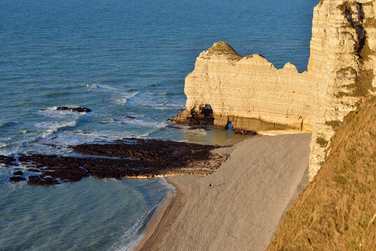 France, Upper Normandy, near Etretat, Natural arch Porte d'Amaont