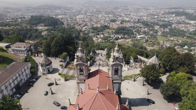 Sanctuary of Bom Jesus do Monte and reveal of Braga cityscape.
