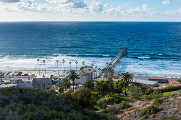USA, California, San Diego, Birch Aquarium at Scripps and sea bridge