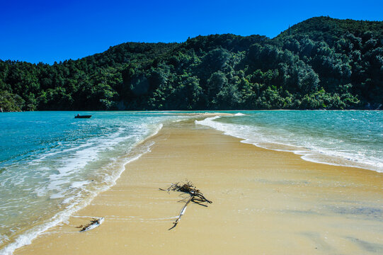 Sandbank in the Abel Tasman National Park, South Island, New Zealand
