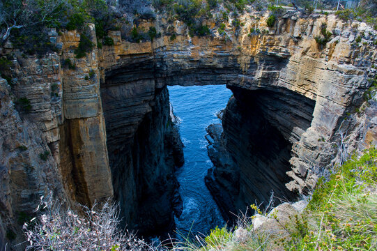 Tasman Arch and Devils Kitchen, Tasman Peninsula, Tasmania, Australia
