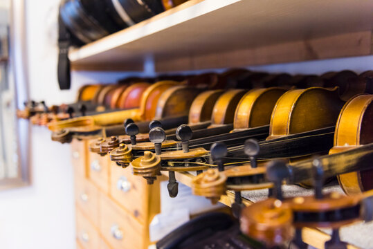 Violin making, Violins in shelf