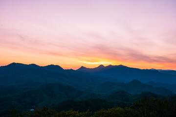 Fototapeta na wymiar 札幌のもいわ山からの夕焼け空