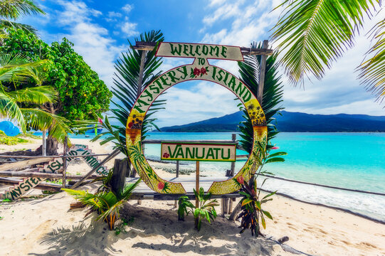 Vanuatu, Mystery Island, south pacific, welcome sign at the beach