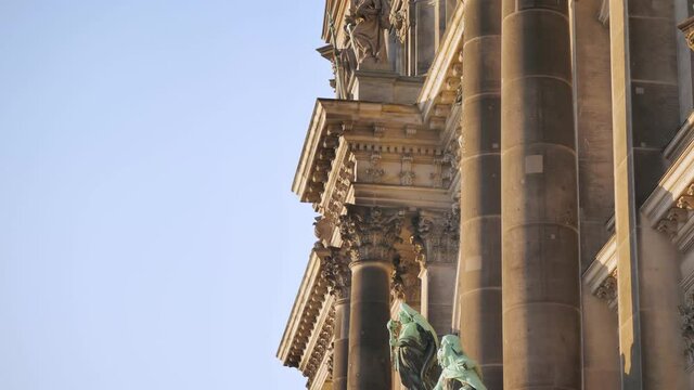 Berlin Dome Side Profile