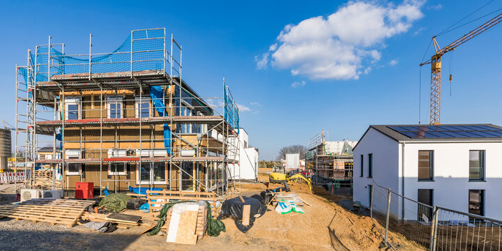 Germany, Baden-Wurttemberg, Waiblingen, Construction site of modern house