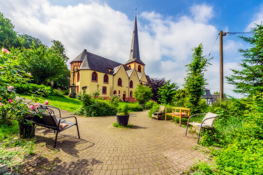 Germany, Rhineland-Palatinate, Linz am Rhein, St Martin's Church