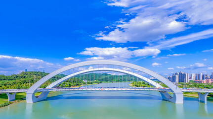 Fototapeta na wymiar Nanning Bridge, Guangxi Zhuang Autonomous Region, China
