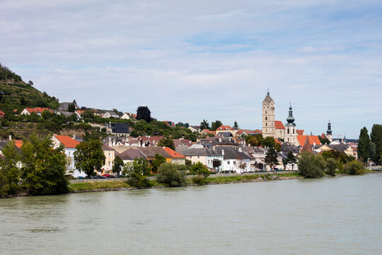 Austria, Lower Austria, Krems an der Donau, Houses of riverside town
