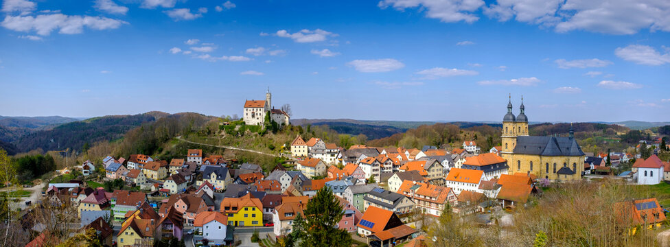 Germany, Bavaria, Gossweinstein, Panorama of rural town