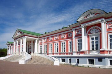 Fototapeta na wymiar MOSCOW, RUSSIA - May, 2021: Kuskovo estate of the Sheremetev family in spring day