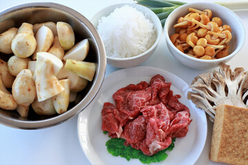 山形風いも煮　食材