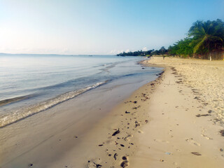 10/10/2021. Saubara, Bahia, Brazil. view of Bom Jesus dos Pobres beach at dawn.