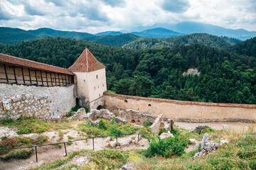 Fototapeta na wymiar Rasnov Fortress and mountain in Rasnov, Romania