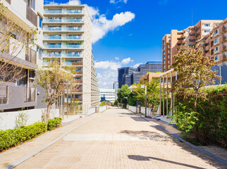 マンションが建ち並ぶ住宅街