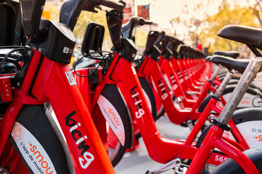 Barcelona, Bicycles municipal service