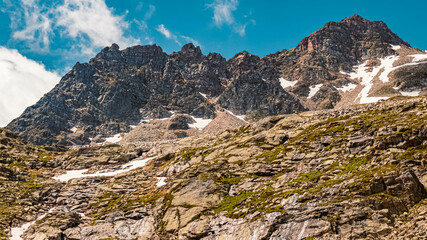 Fototapeta na wymiar Beautiful alpine summer view at the famous Moelltaler Gletscher, Kaernten, Austria