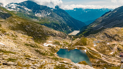 Obraz premium Beautiful alpine summer view with reflections in a lake at the famous Moelltaler Gletscher, Kaernten, Austria
