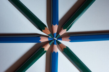 Fototapeta premium A closeup of the blue and green pencils.