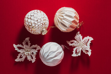 Red background Christmas White balls glass with golden mica