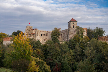 Fototapeta na wymiar Ancient Tenczyn castle on hill in Rudna, Lesser Poland