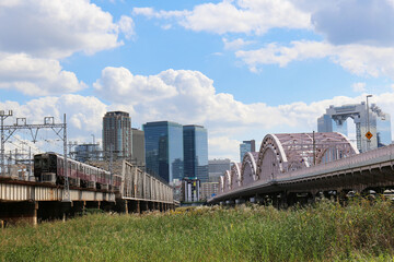 Fototapeta premium 大阪 十三から眺めた梅田の都市景観 2021.10