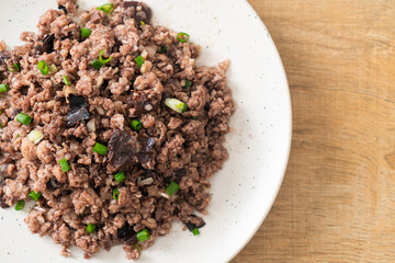 Stir-fried Chinese Olives with Minced Pork