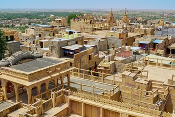 Obraz premium Temples and roofs of residences inside Jaisalmer Fort