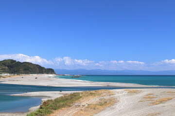 仁淀川河口海岸　仁淀川の終着地　秋　（高知県　土佐市）