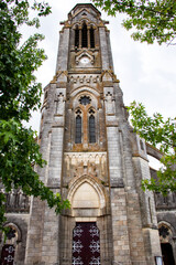 Fototapeta na wymiar Vallet Eglise Notre-Dame vue de face Loire-Atlantique. Pays de Loire