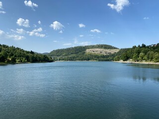 Obraz premium Lake Bajer or Artificial reservoir Bajer on the river Licanka, Fuzine - Gorski kotar, Croatia (Umjetno akumulacijsko jezero Bajer na rijeci Ličanki ili Bajersko jezero, Fužine - Gorski kotar, Hrvatska