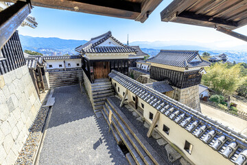 Naklejka premium 秋の松山城から見た景色 愛媛県松山市 Matsuyama Castle in autumn Ehime-ken Matsuyama city