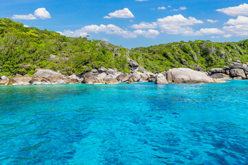 Fototapeta premium Turquoise water of Andaman Sea at Similan Islands, Khao Lak, Thailand,