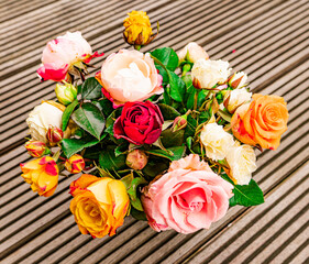 Bunter Rosenstrau&szlig; - Colorful bouquet of roses