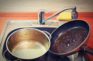 Dirty dishes in the kitchen