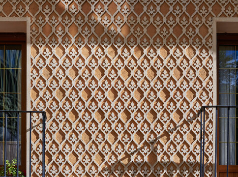 A Segovian facade decorated with, Sgraffito, an architectural ornamental technique of roman origin used to decorate the plastering and covering of walls. Segovia, Spain.