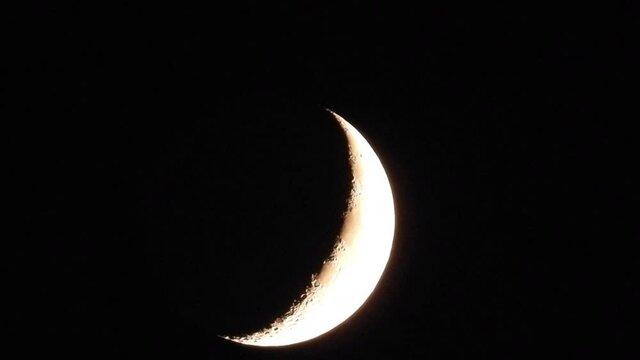 Moon (Crescent) time lapse