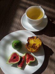 Breakfast in the morning sun