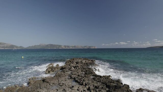 Alcudia mallorca playa malpas bonaire puerto cocodrilo (Formato D-log para edici&oacute;n profesional)