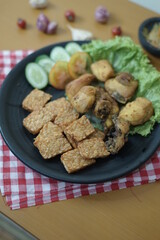 tempeh, tofu, chicken salad with bean sprouts