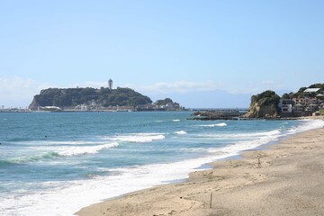 七里ヶ浜と江の島