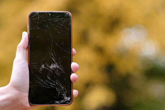 Broken Phone Screen" Images – Browse 91 Stock Photos, Vectors, and Video |  Adobe Stock