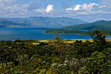 Fototapeta na wymiar Lago Arenal. Costa Rica.