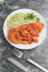 カツカレーのキノコソース