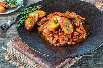 Beef and blackeye bean hotpot