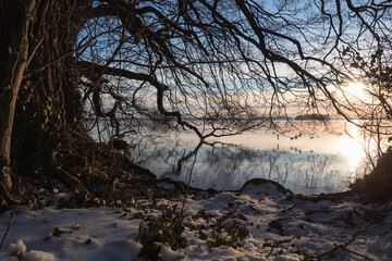 zugefrorener See im Winter, Großer Plöner See, Prinzeninsel