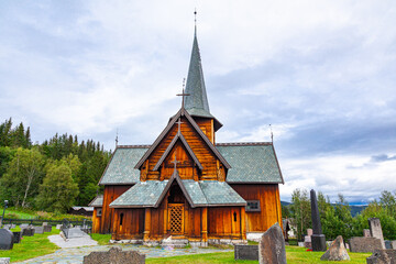 Fototapeta na wymiar church in the village, Hedalen, Norway