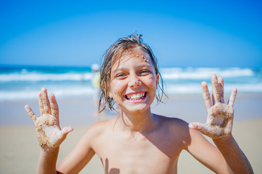 |1２ year old little girls naked 
