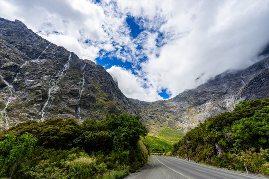 ニュージーランド ミルフォードサウンドへ