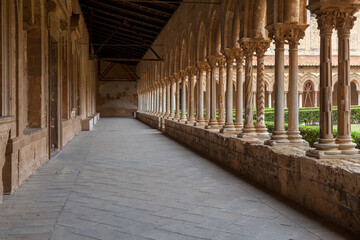 Kreuzgang der Kathedrale Santa Maria Nuova, Monreale, Sizilien